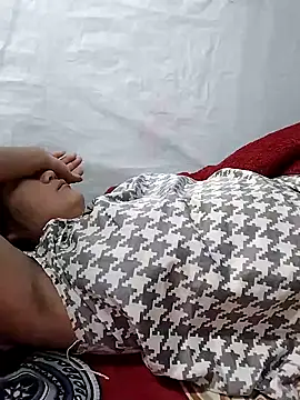 BigAss-69 webcam