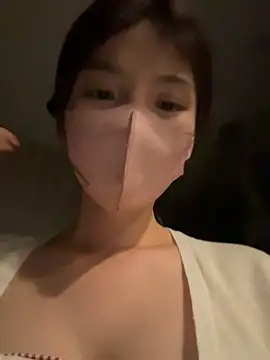 gougou13 live cam on StripChat
