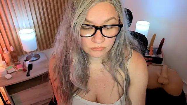 MarianL0ve webcam