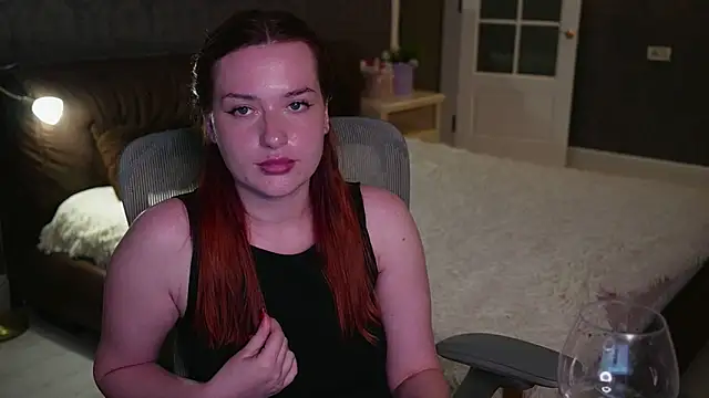 LisaElfy webcam