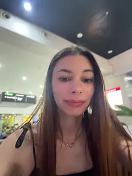 CrystalClean live cam on StripChat