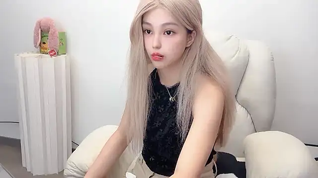 jiangjiang2005 live cam on StripChat