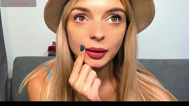 _ellen_meow_ live cam on StripChat