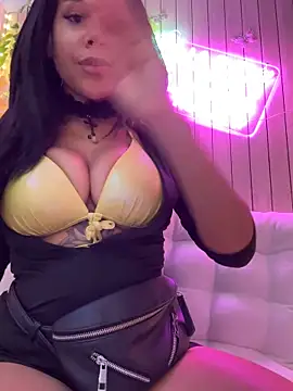 HaileyDiana webcam