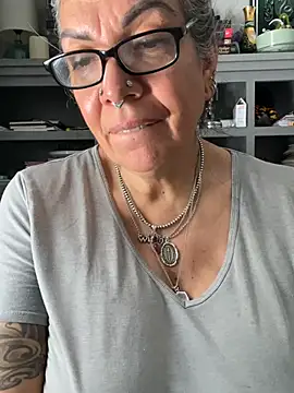 dieseldame1313 webcam
