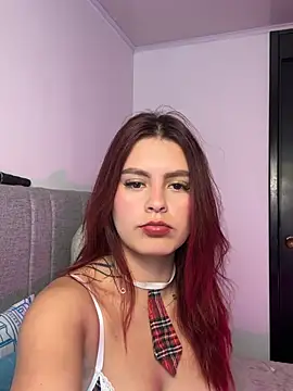 Isa_smeraldy live cam on StripChat