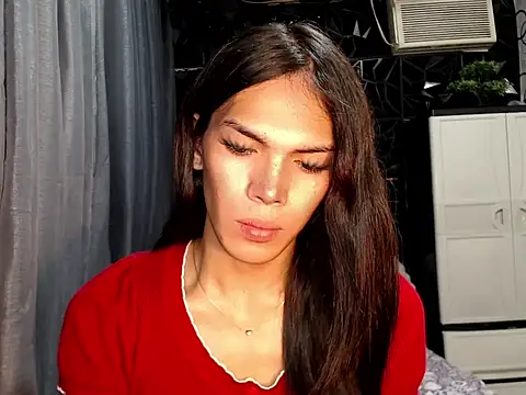 GORGEOUS_CARMEE webcam