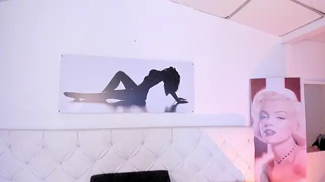 lunalenox live cam on StripChat