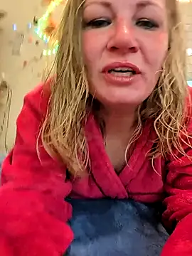 trippsgotlips webcam