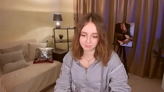 MilanaRare webcam