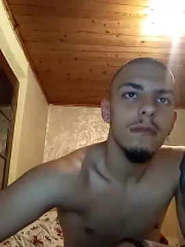 Sarpemrn112 live cam on StripChat