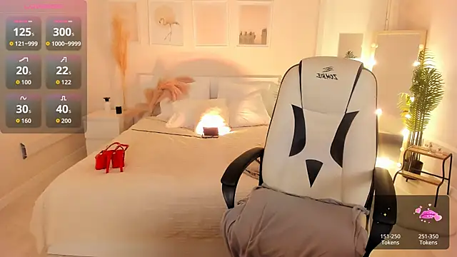 HelenaRegal webcam