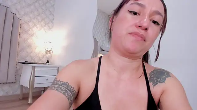 katherine_glow webcam