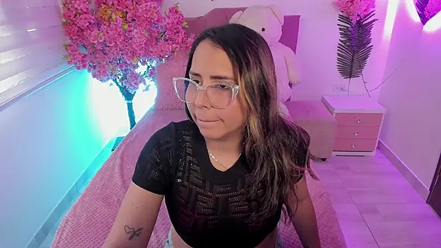 Sharon_rhodes_ live cam on StripChat