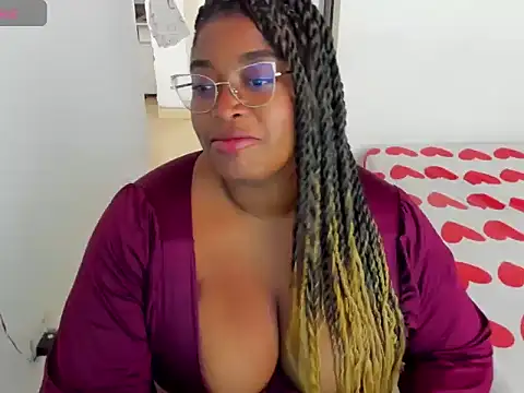NinaGrey_ webcam