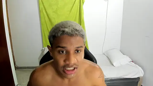 corzoethan live cam on StripChat