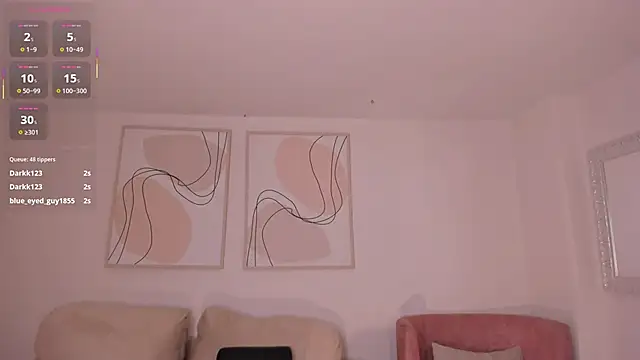 MilaLawrence webcam