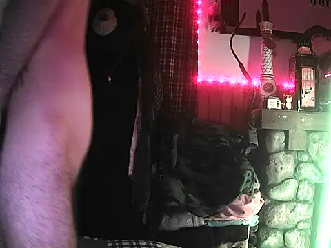 HarmoniousPhantasm3 webcam