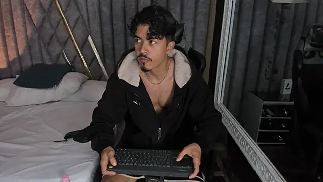 NicolaiKarav webcam