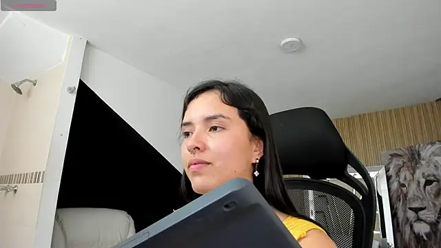 Cherrybombs_ webcam
