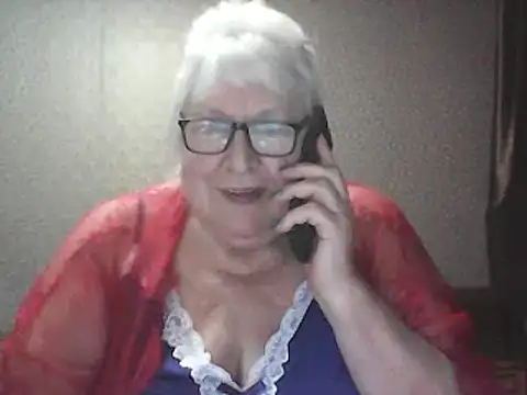 Alexia64231 live cam on StripChat