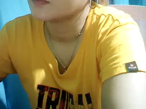 ashlylove25 live cam on StripChat