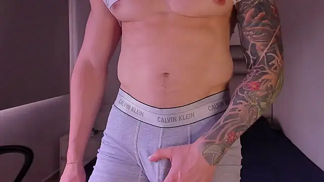 paul_rogerr webcam