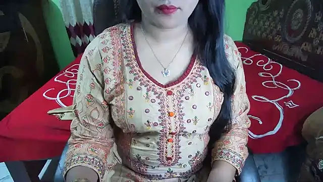 BengaliQueenStar webcam