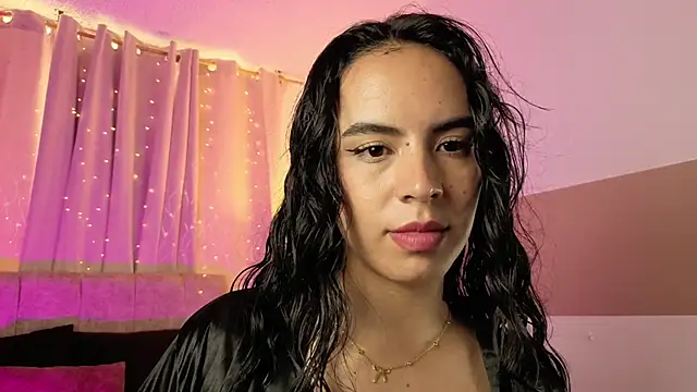 Zara_dulce webcam