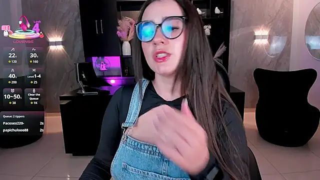 SarahRhodes_ webcam