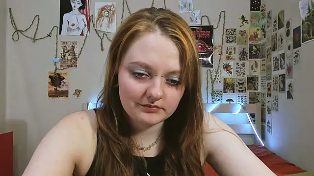 WonderConnie1 webcam
