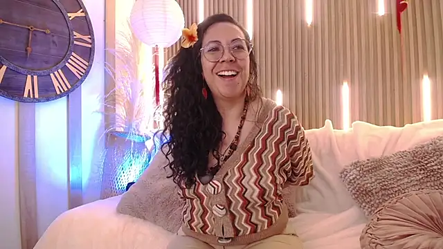 Velvet_Curly webcam
