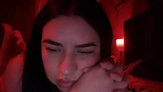 gigi333336 live cam on StripChat