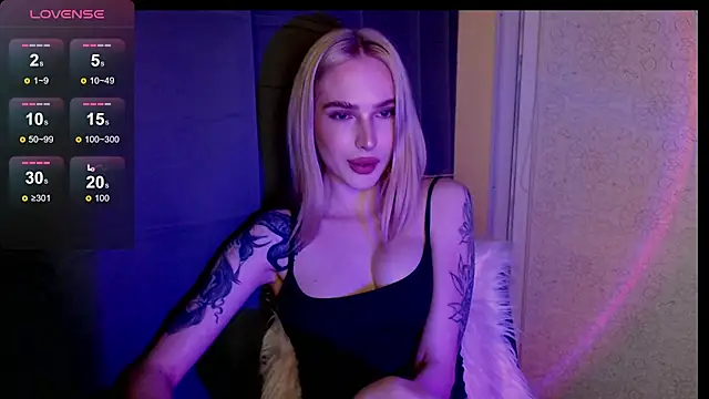 MichelleVelour webcam