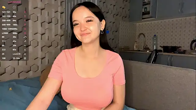 NikiGrandberry webcam