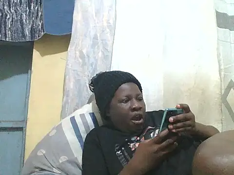 Ebony_creamie webcam