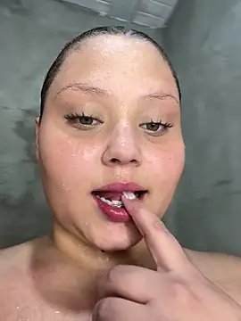 YuliCardona_ webcam