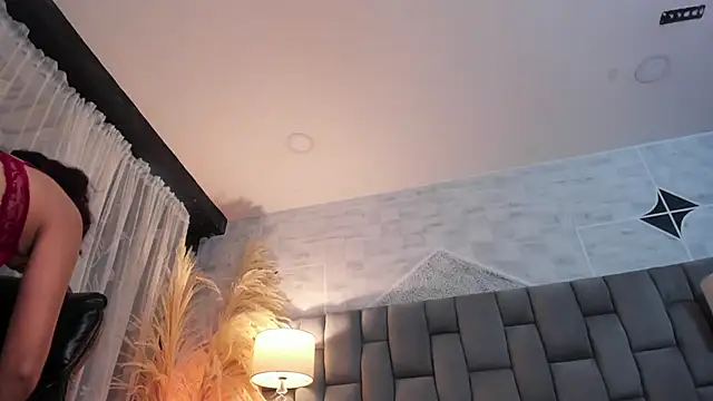 CarolineFyre webcam