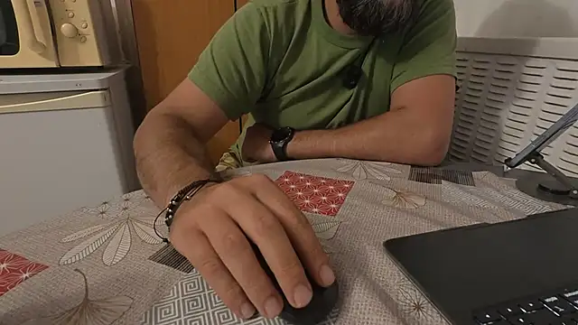 TARKAN1 live cam on StripChat