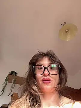 gabyenlalunax live cam on StripChat