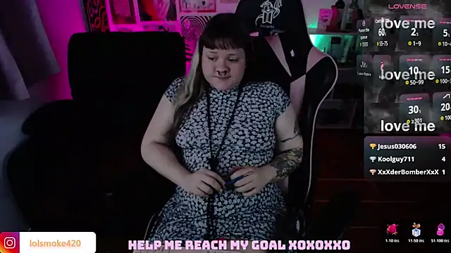 Bdsm_and_fries live cam on StripChat