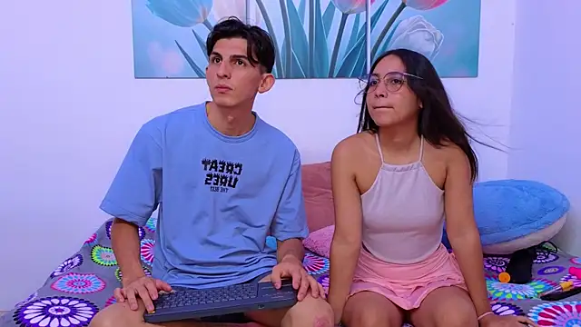 Ana_and_Leo webcam