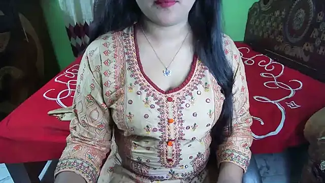 BengaliQueenStar webcam