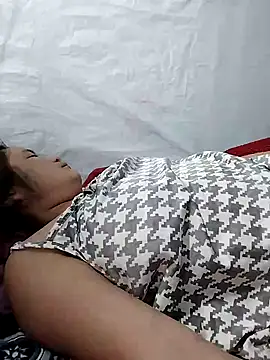 BigAss-69 webcam
