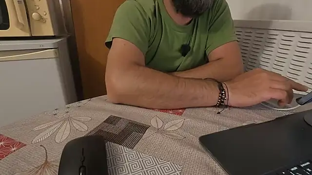 TARKAN1 live cam on StripChat