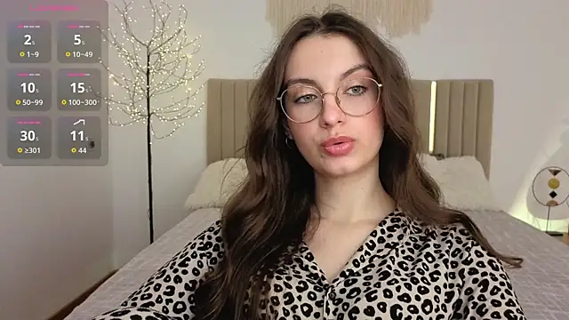 Real_cutie1 webcam