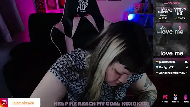Bdsm_and_fries live cam on StripChat
