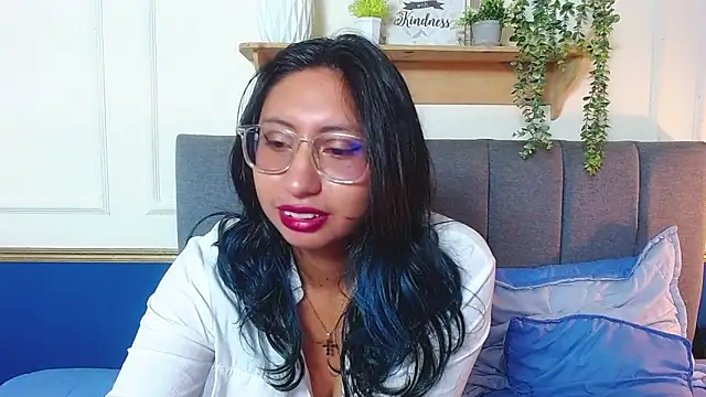 Violet_2003 webcam
