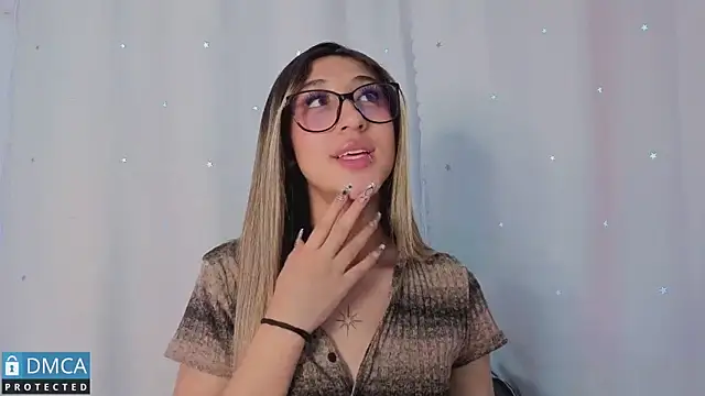 isa_sweet1_ live cam on StripChat
