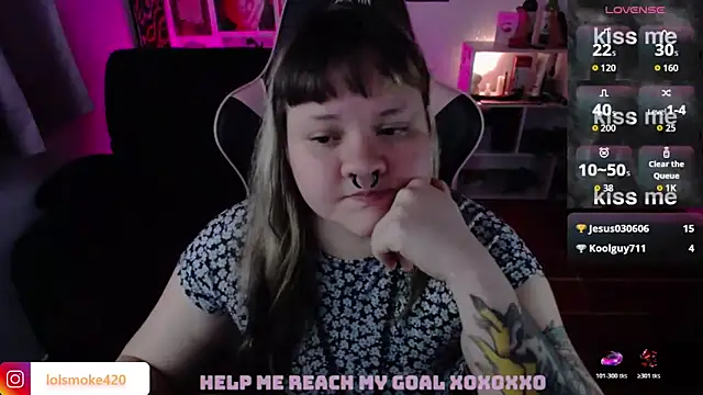 Bdsm_and_fries webcam